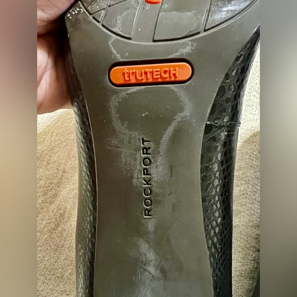 NEW Rockport  total motion trutech plain pump a11795 Genuine leather -black 6.5 - Picture 4 of 9